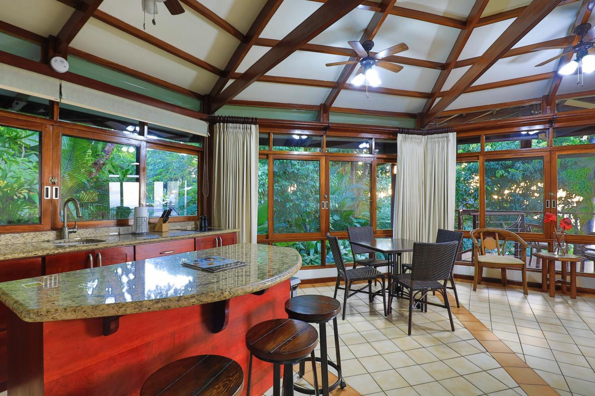 Tulemar Resort Manuel Antonio Exterior foto